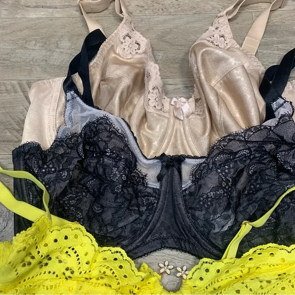 Wacoal Hanes Fenty 3 Underwired Full Coverage Lace Bras Retro Chic Daisy Bows - Picture 7 of 10